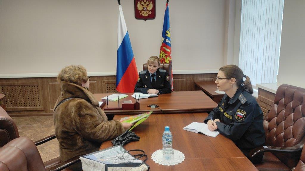 Заместитель руководителя Управления ФССП по Ивановской области С.В. Бурнос провела личный прием граждан